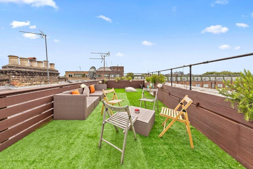 Spacious Sleep 11 With Terrace In Earls Court Ec99 Londres Exterior foto